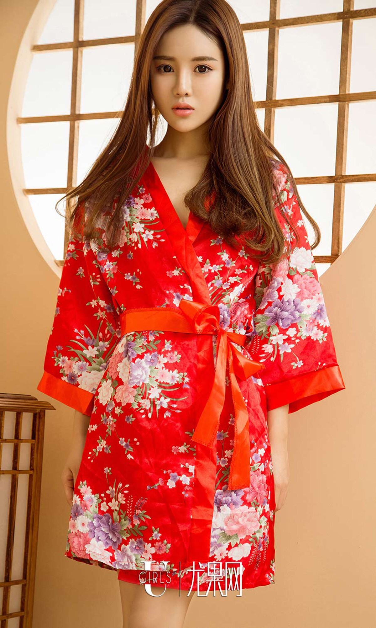 [Ugirls爱尤物]写真 2018.02.11 NO.998 小鸟依人 周心怡